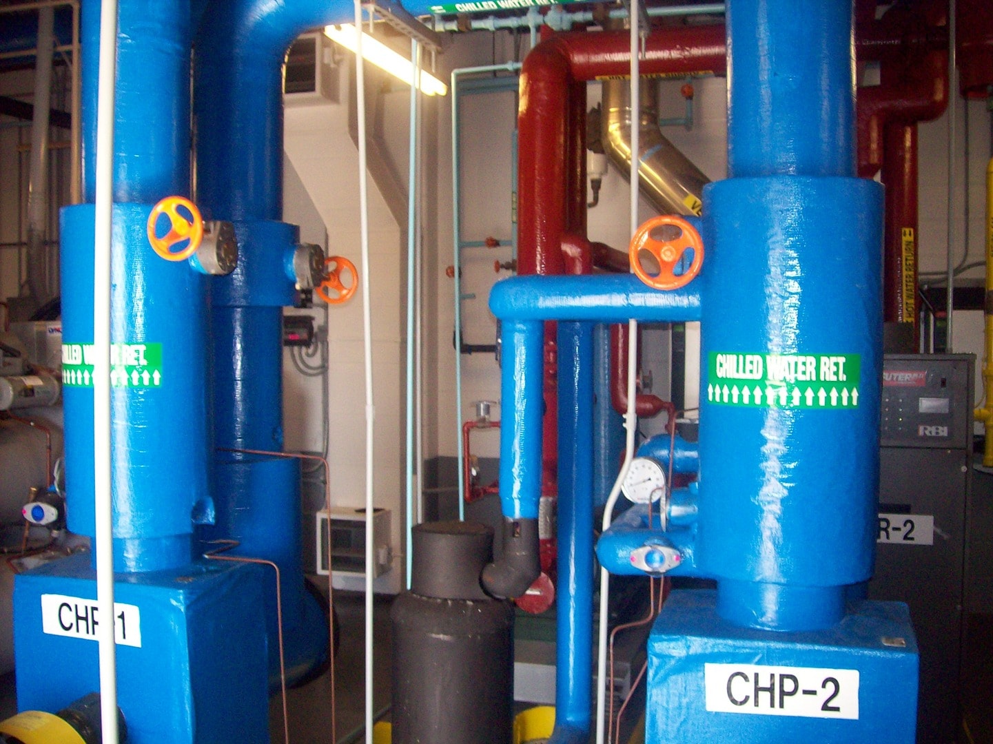 Commercial chilled water system equipment